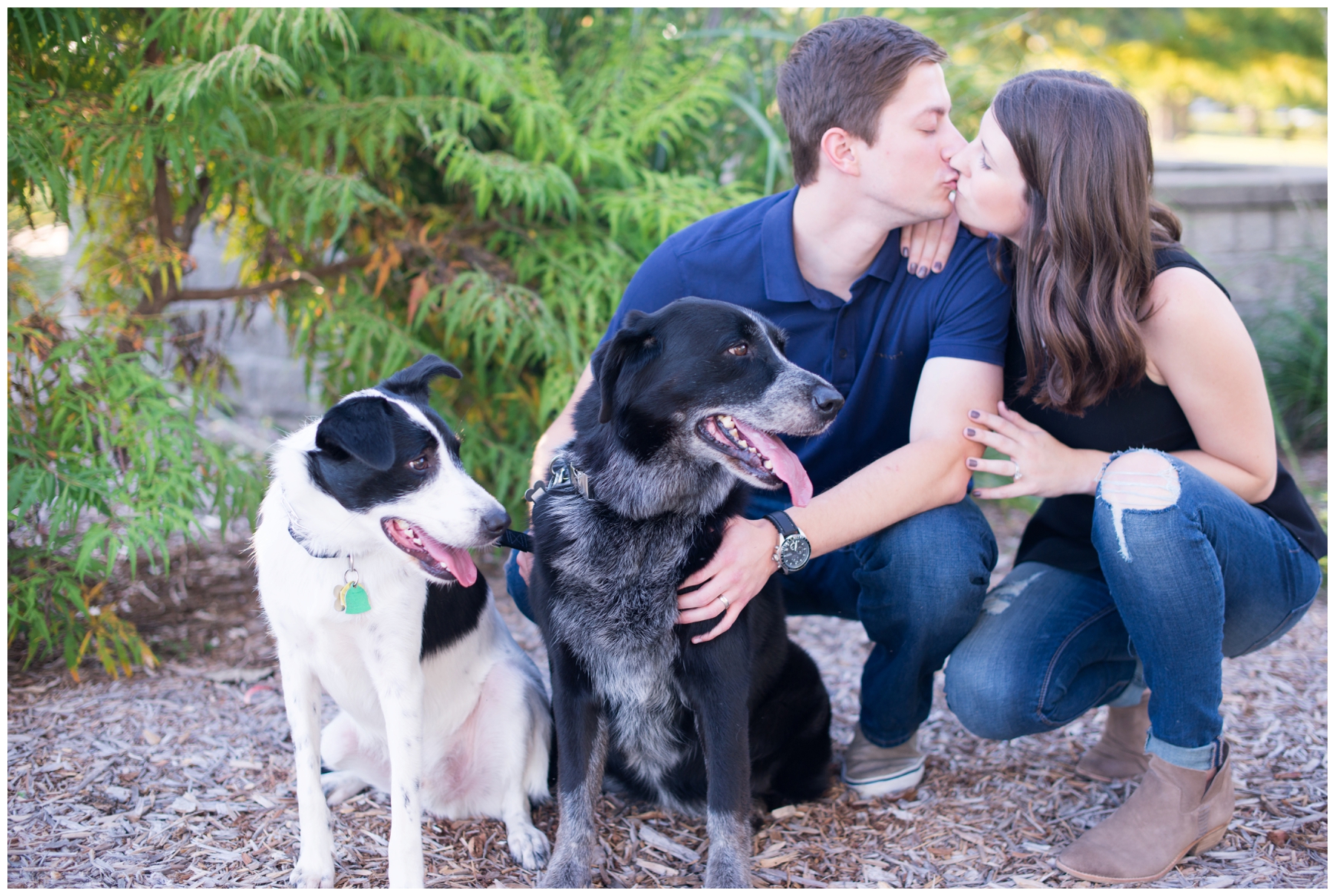 colorful-downtown-family-session-with-dogs-at-english-landing-park-parkville_0016