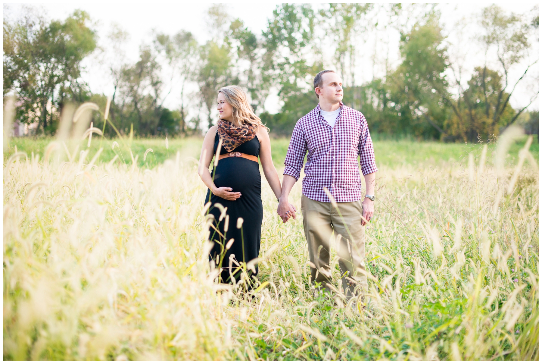 natural-fall-maternity-pictures-wheat-fields-and-vines-kansas-city-family-photographer_0013